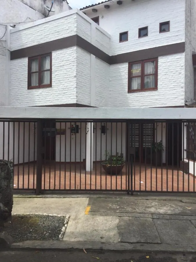 Beautiful Colonial House Lejlighed Cali 0*,